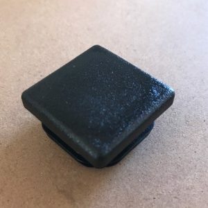 32 x 32mm square plastic caps